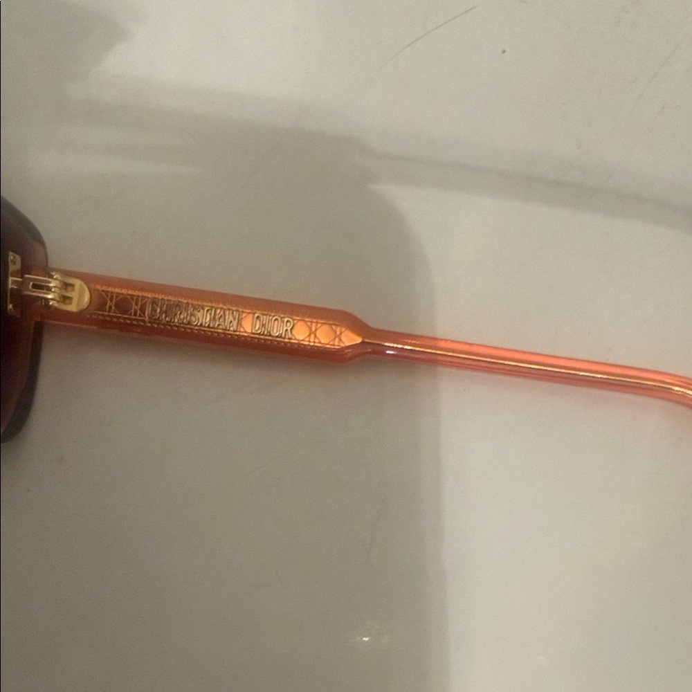 Dior Women’s Rectangular Sunglasses in Burgundy F… - image 4